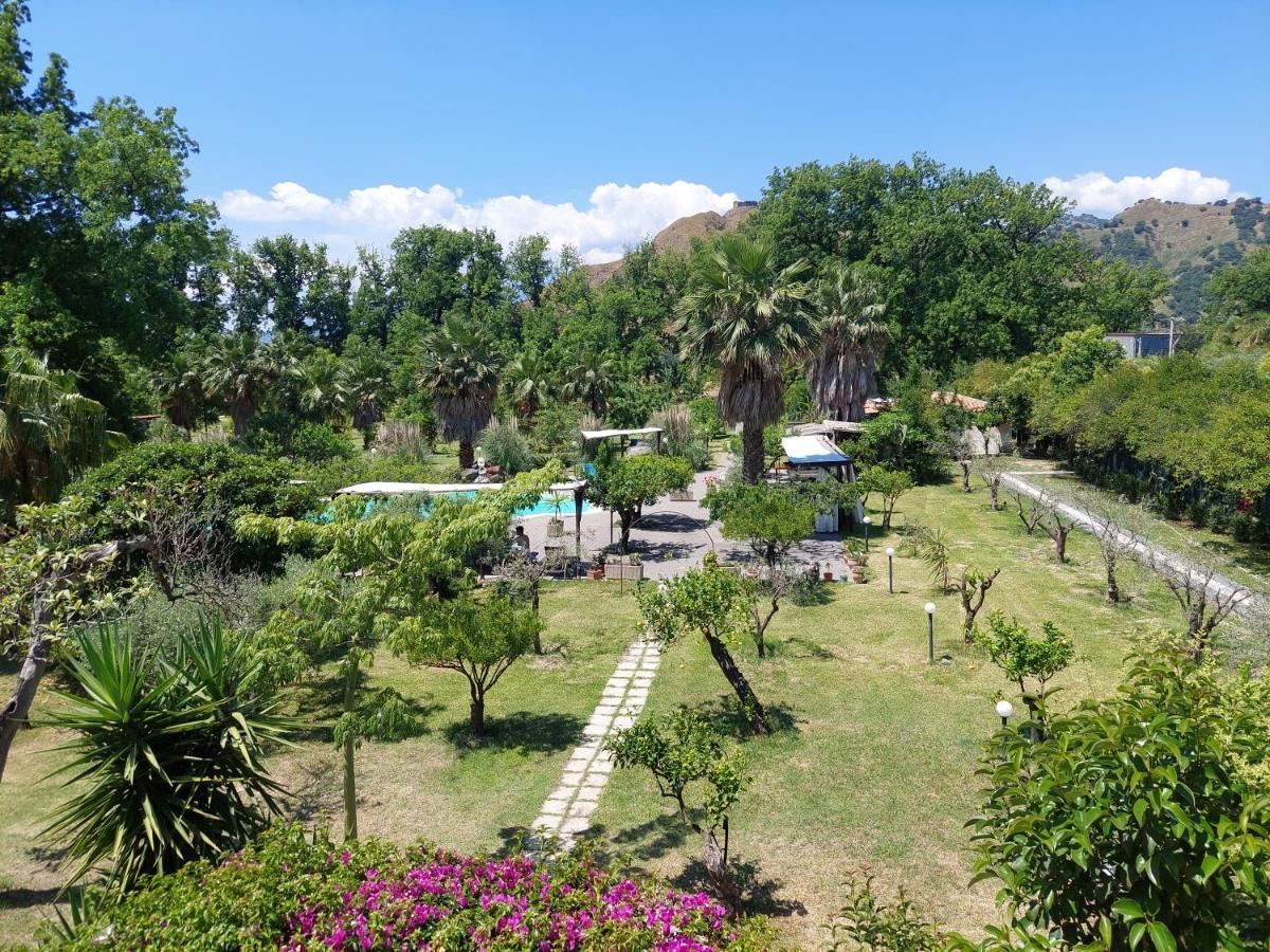 Villa Piersepp B&B Trappitello Bagian luar foto