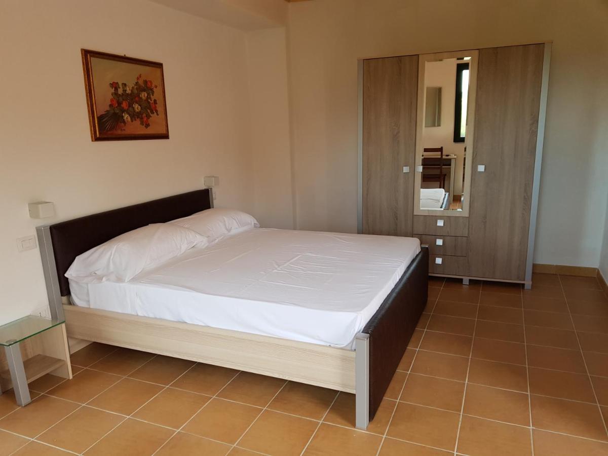 Villa Piersepp B&B Trappitello Bagian luar foto