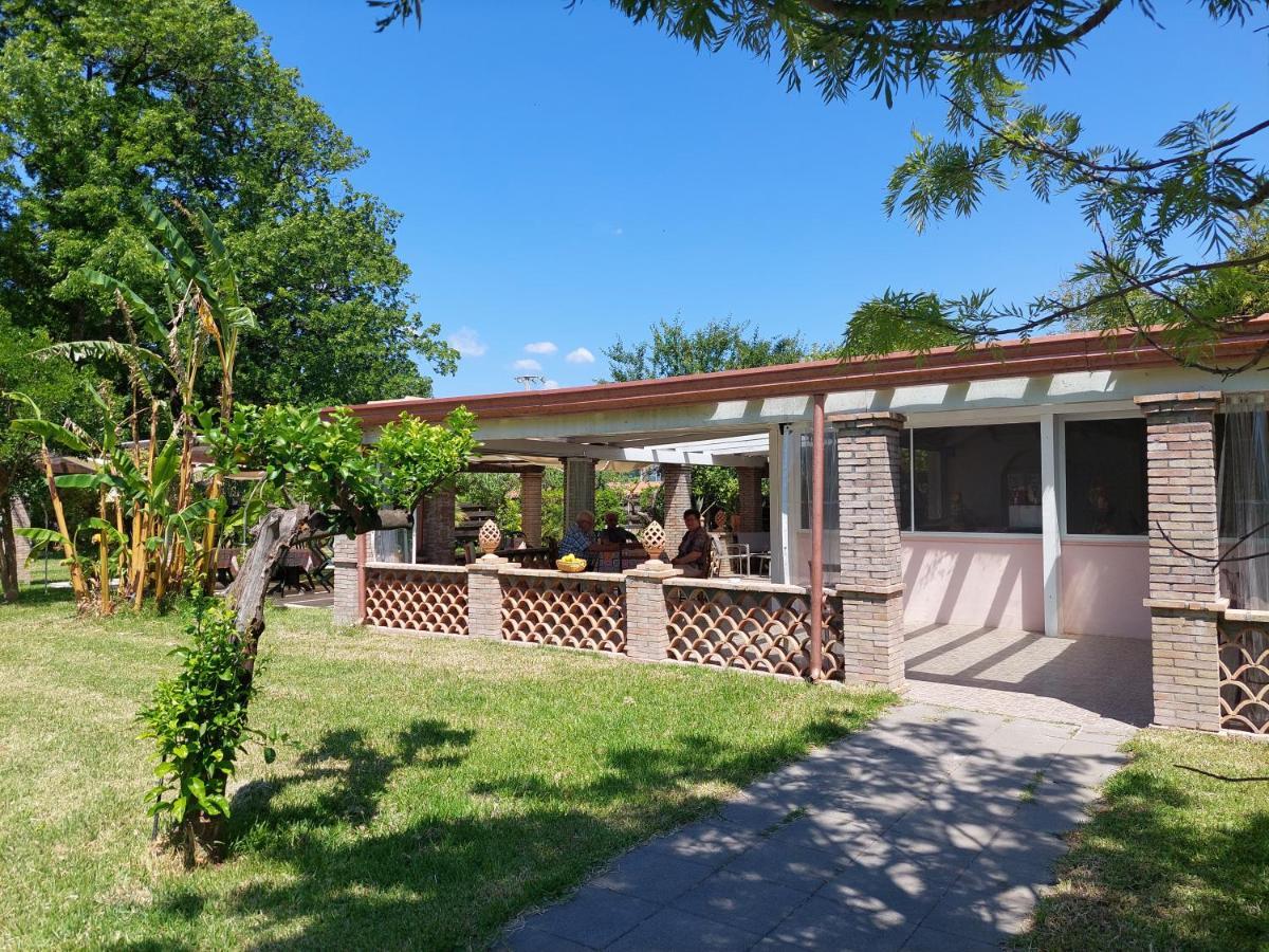 Villa Piersepp B&B Trappitello Bagian luar foto